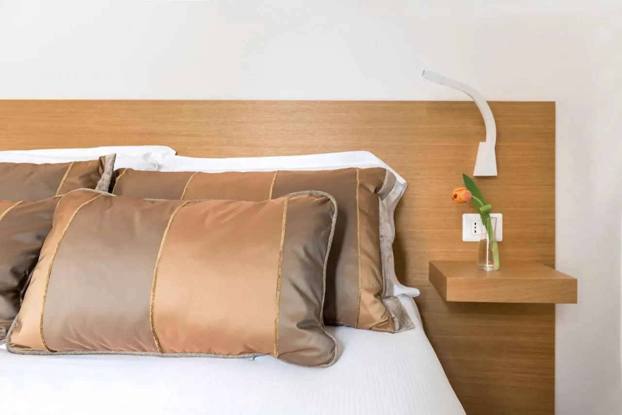***  Aura - Guest House Iblea Ragusa Italy