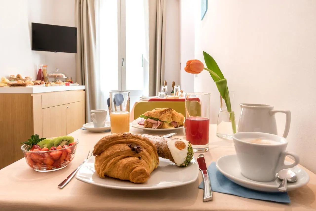 ***  Aura - Guest House Iblea Ragusa Italy