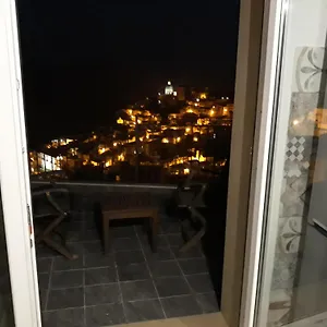 Appart hôtel Via Pezza 100, Raguse